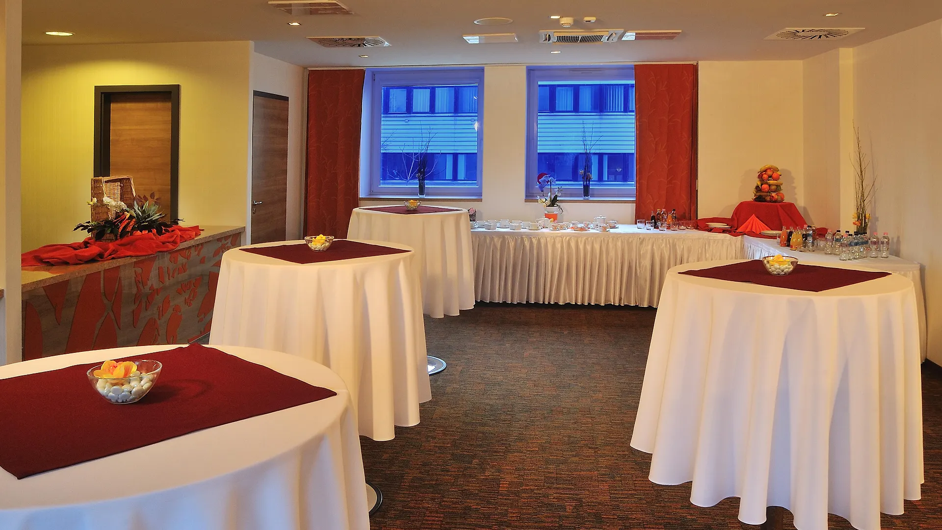 Expo Tower By Mellow Mood Hotels Budapeste 4*,  Hungria