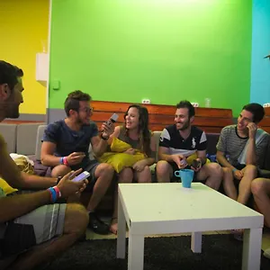  Albergue Onefam