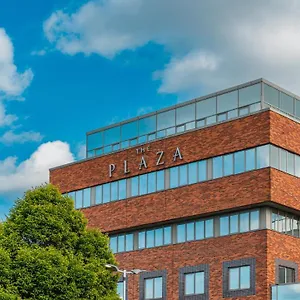 https://plaza.dublin-hotelsweb.com