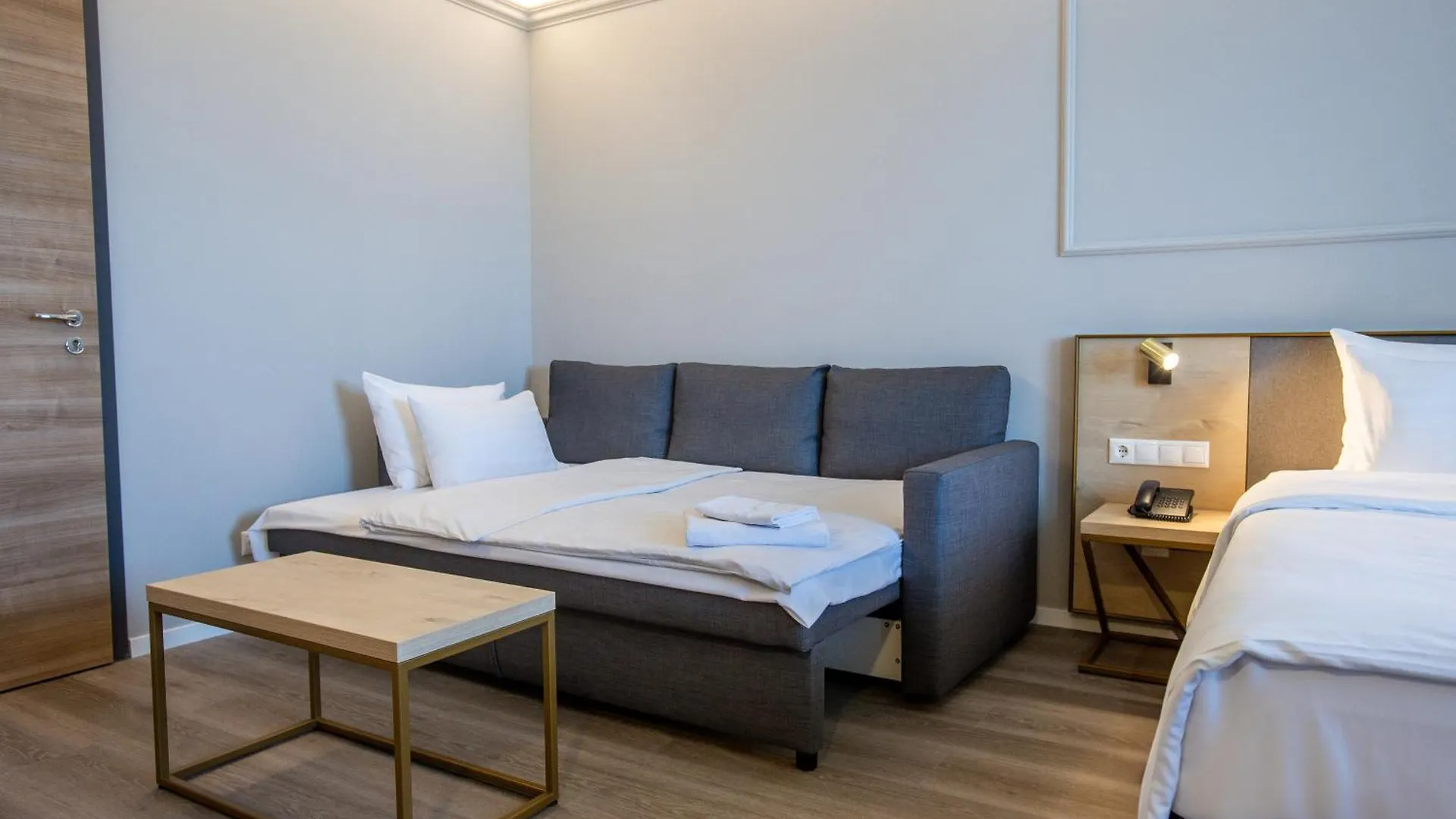 בודפשט Expo Tower By Mellow Mood Hotels 4*,
